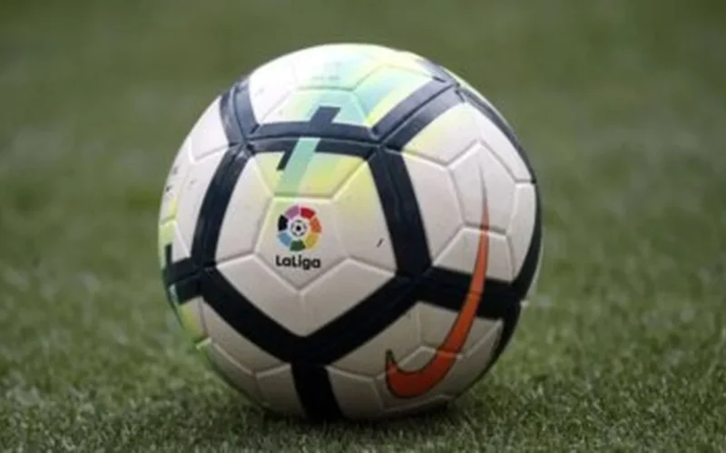 هيمنة برشلونة.. تفوق إحصائي على ريال مدريد في الليغا 2025